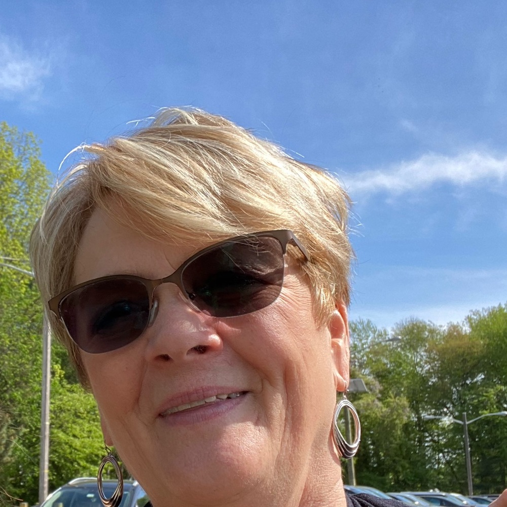 Meet your Posher, Anne